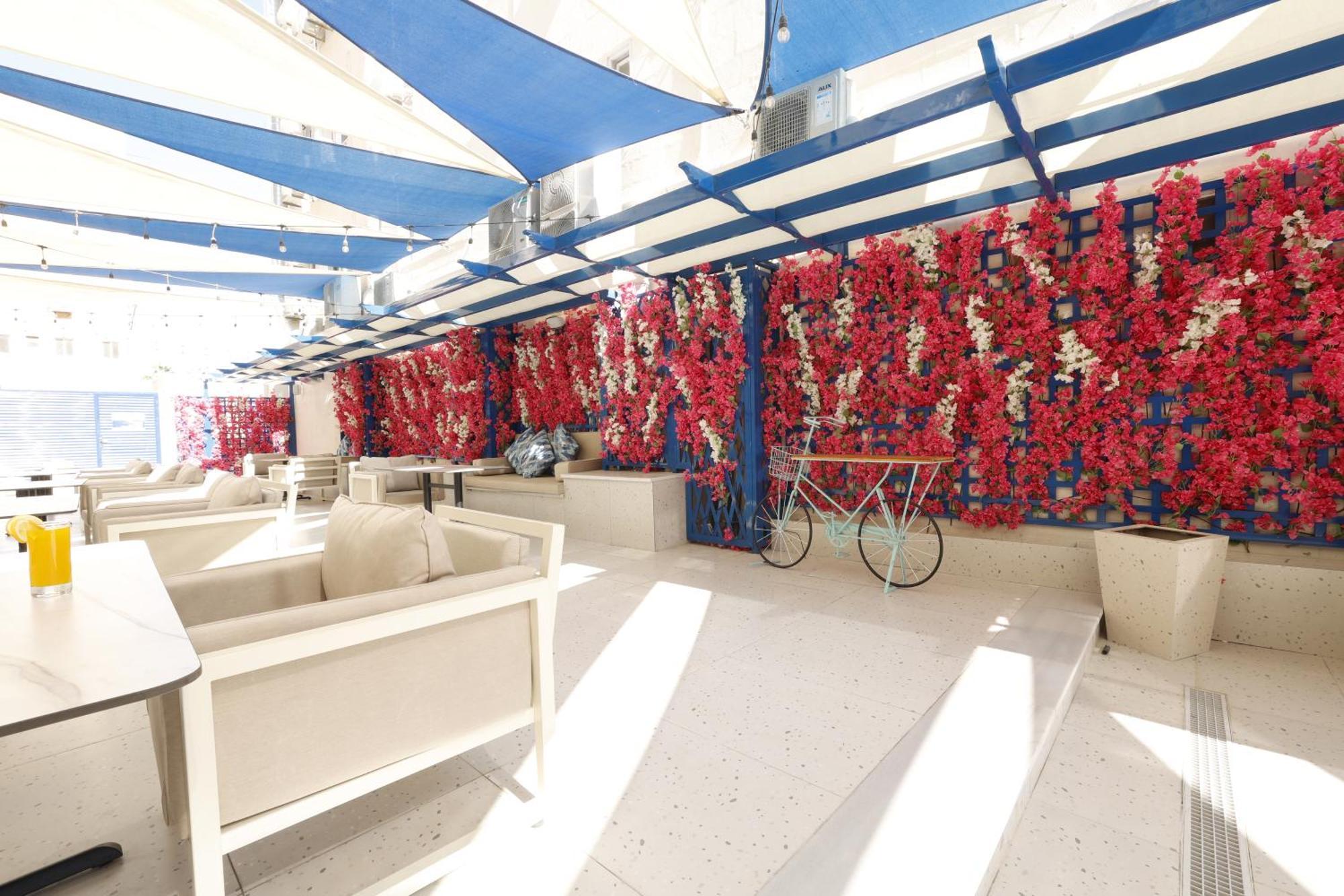 G Hotel Amman Bagian luar foto