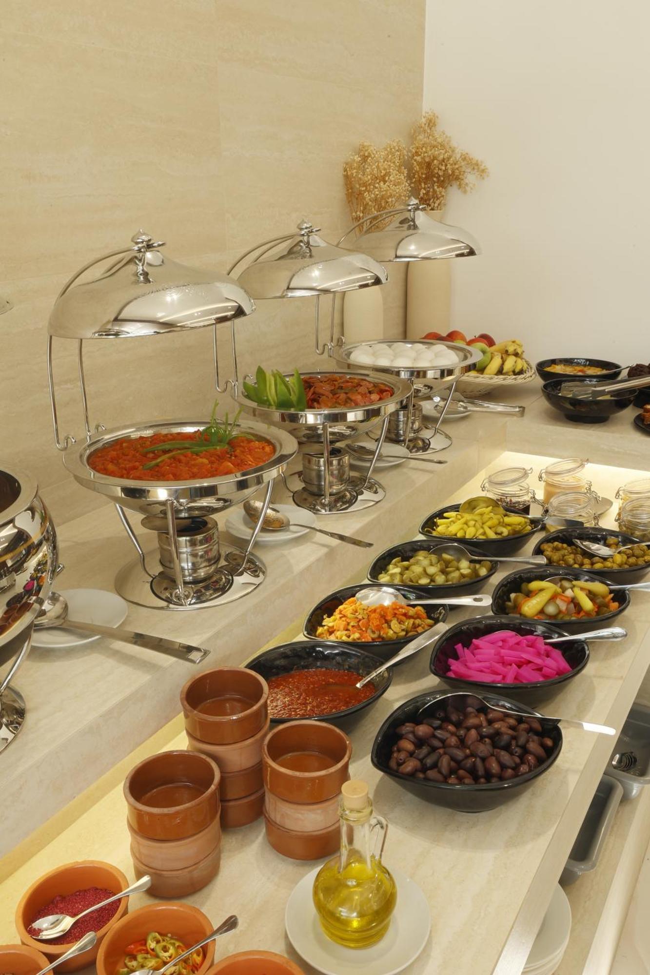 G Hotel Amman Bagian luar foto