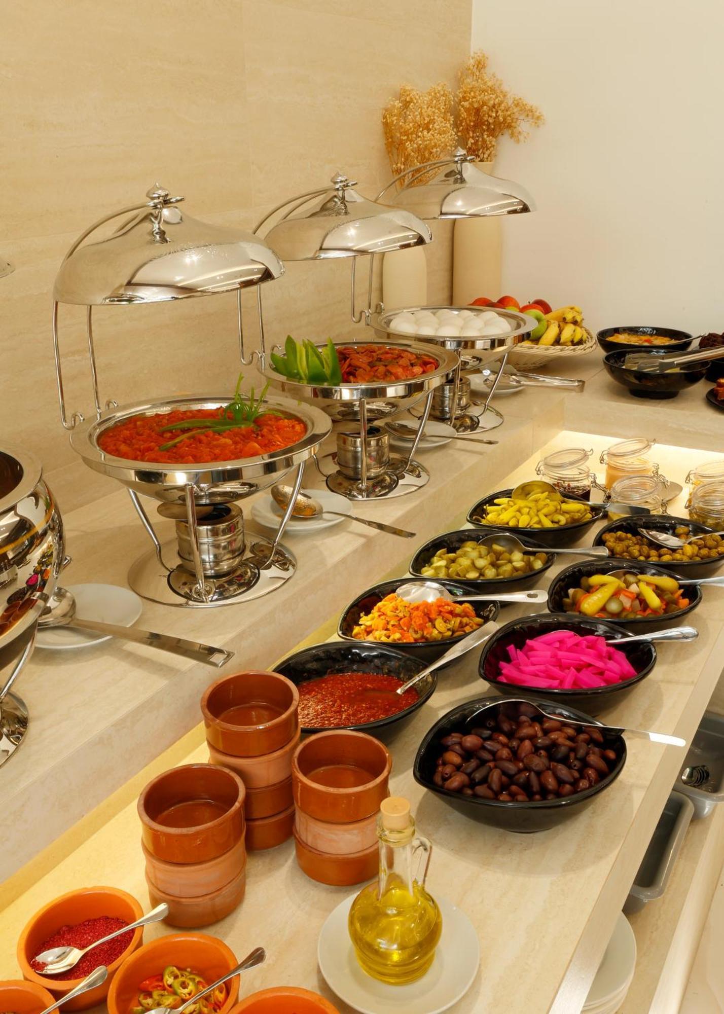 G Hotel Amman Bagian luar foto