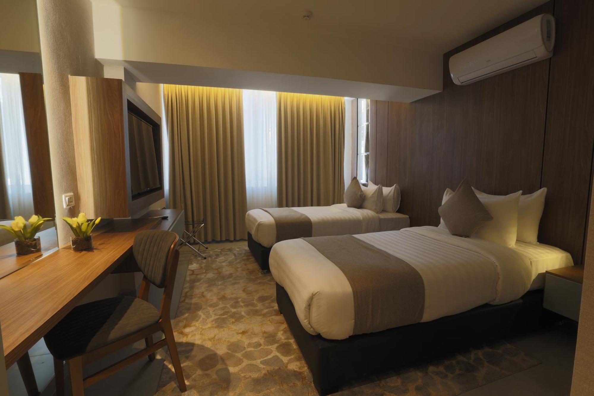G Hotel Amman Bagian luar foto